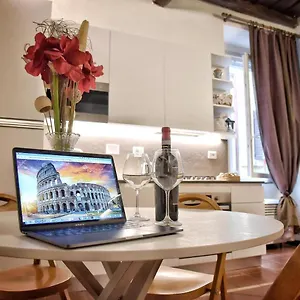 Appartamento Falegnami, Roma